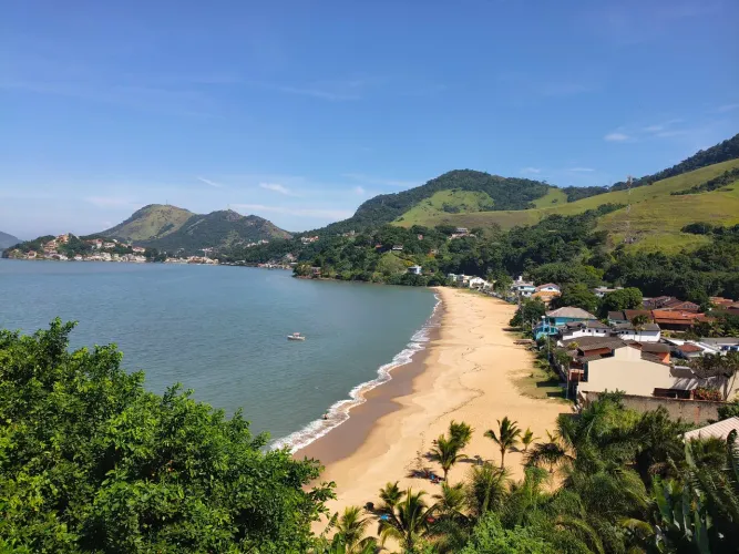 Alugo casa em praia brava diárias 