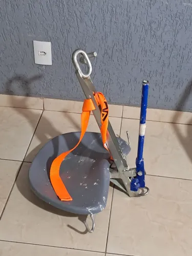 Cadeirinha de pintura