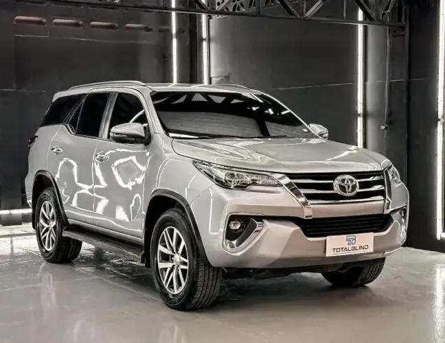 Toyota Hilux SW4 SRX 4X4 2.8 TDI 16V Dies. Aut. 2018