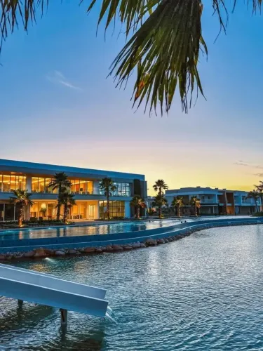 Sobrado à venda no Condomínio Murano Resort !