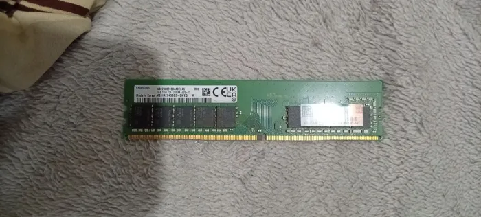 Memória RAM Samsung 16GB DDR4 3200MHz ECC UDIMM - M391A2G43BB2-CWEQ