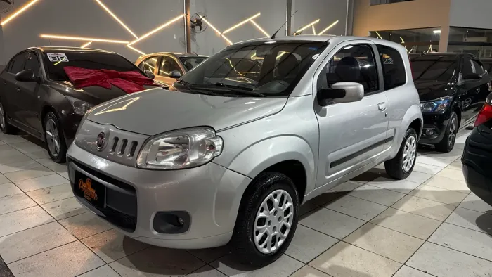 Fiat Uno Vivace 1.0 EVO Fire Flex 8V 3P 2012