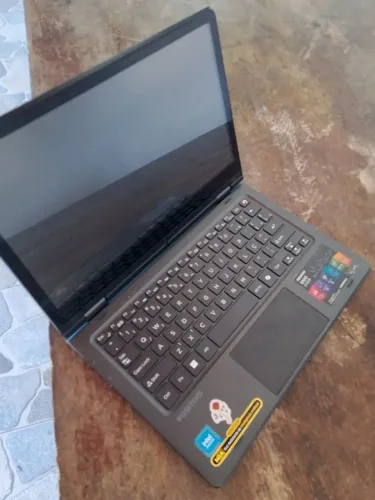 Vendo com urgência o notebook Positivo Duo