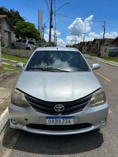 Toyota Etios XLS Sedan 1.5 Flex 16V 4P Mec. 2013