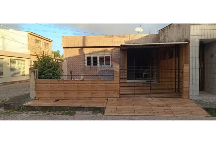 Casa para alugar com 3 quartos na Imbiribeira - Vila da Sudene