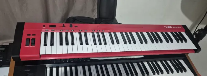 Teclado Controlador Kolt 61 teclas