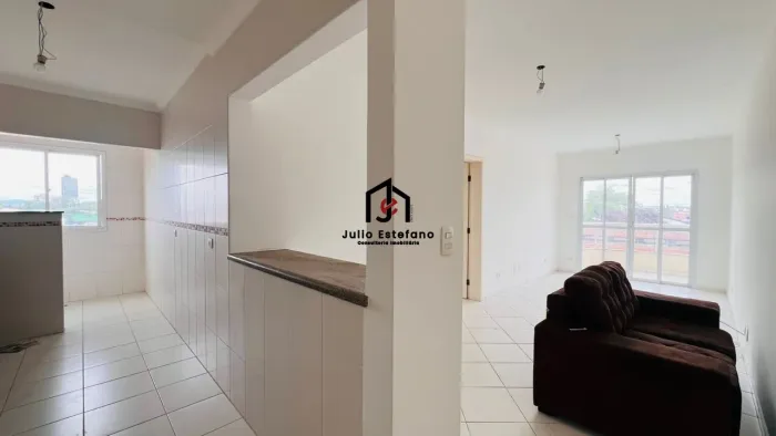 Apartamento com 2 dormitórios sendo 1 suíte no Centro em Pindamonhangaba