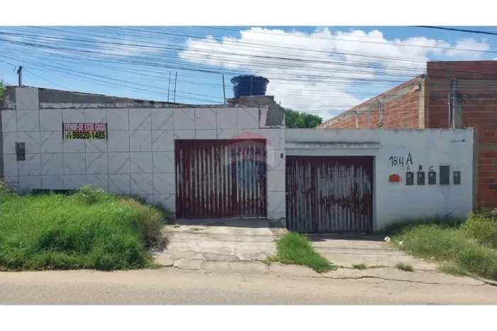 5 Casas em Vitória da Conquista, Bahia em um só terreno!"