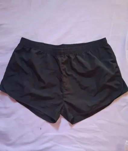 Short Feminino Esportivo Preto com Cós Elástico (Academia / Corrida)