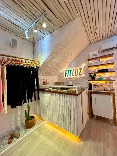 Repasse de loja de roupa feminina 