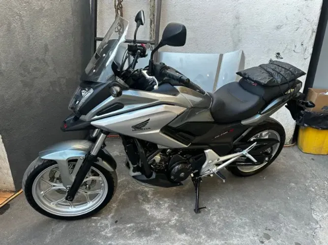 HONDA NC750X 2016 / EXCELENTE ESTADO/REVISADA.