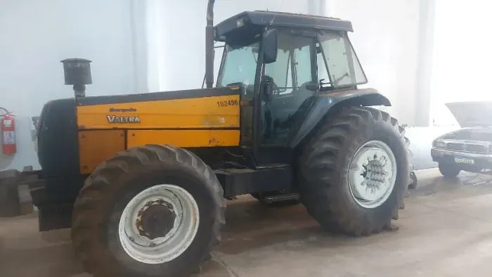 Trator Valmet 1580