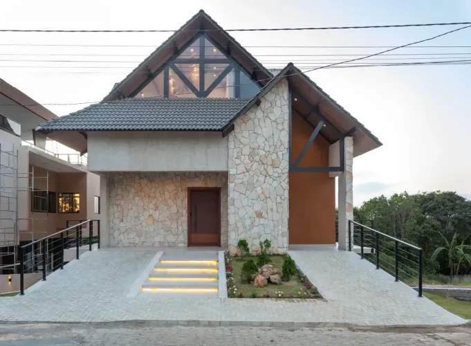 CASA DE LUXO À VENDA NO ÁGUAS DA SERRA BANANEIRAS/PB