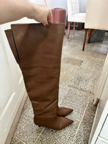 Bota cano alto Marrom