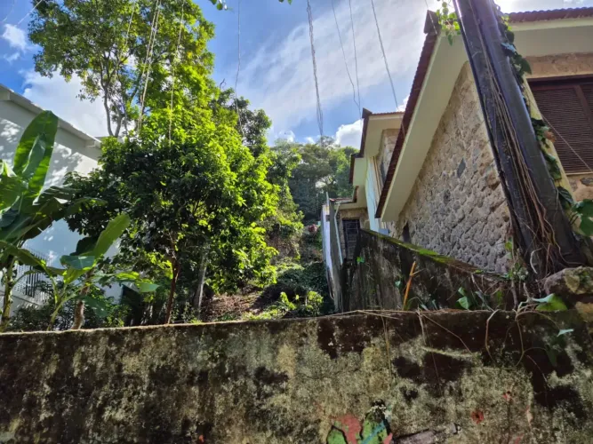 Imóvel para venda tem 360 metros quadrados em Gávea - Rio de Janeiro - RJ