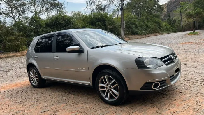 Volkswagen Golf Sportline 1.6 MI Total Flex 8V 4P 2013