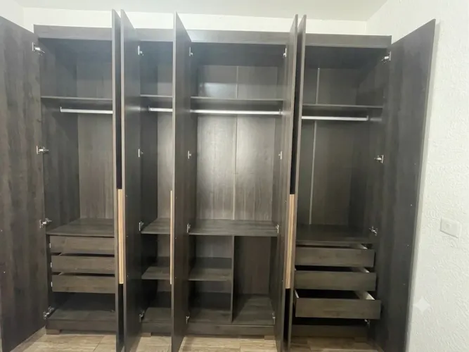 Guarda roupa casa 7 portas