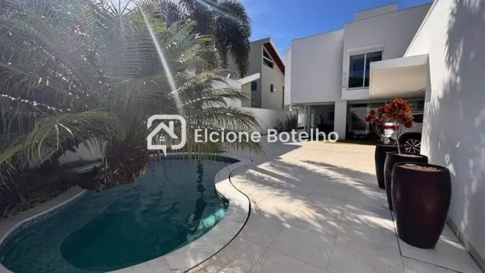 Casa de Condomínio com 4 suítes, 330 m², Jardim Karaíba Uberlândia (Aluguel)