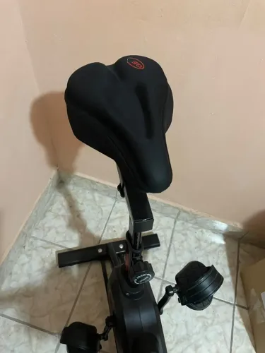 Bicicleta Ergometrica - USADA E CONSERVADA