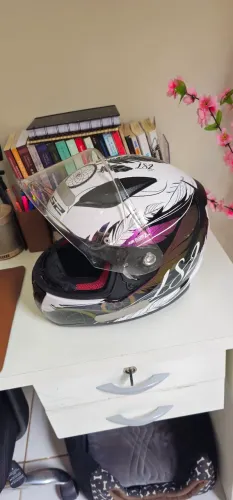 Capacete Ls2 tamanho 54 que cabe 56