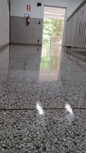 Trabalhamos com piso granitina  em Brasília 