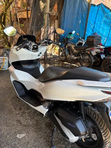 HONDA PCX 2023 A VENDA