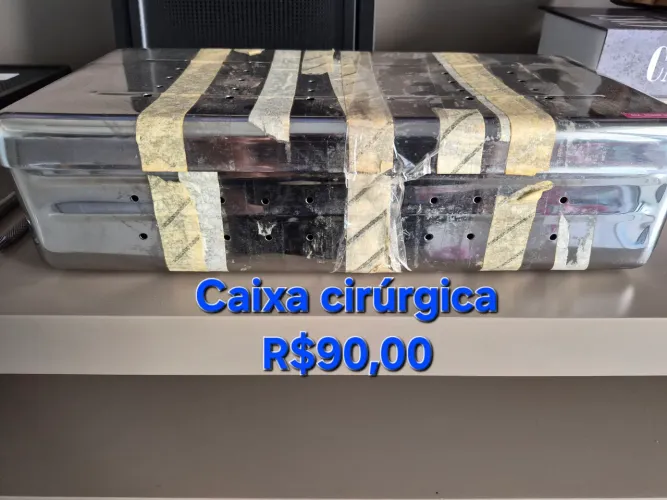 Caixa cirúrgica inox perfurada 