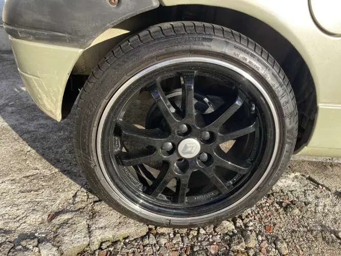 Rodas Toyota Prius aro 15 com pneus 