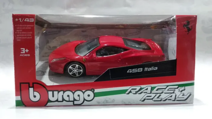 Miniatura Ferrari 458 Itália 1:43 Bburago