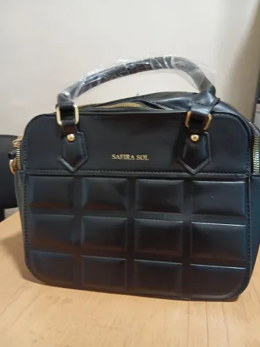 Bolsa quadrada preta com 2 alcas