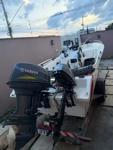 Lancha pesca WR 17.4 pés