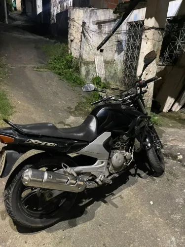 Fazer 250c toda boa, com multa