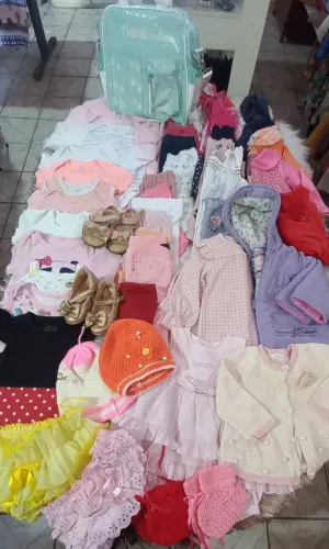 Lote menina bebê 3 meses a 8 meses