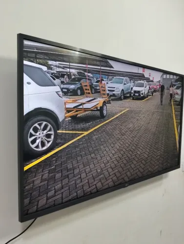 Vendo esmart tv LG 42 polegadas nova