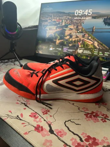 Chuteira Futsal Umbro Pro 5 Club
