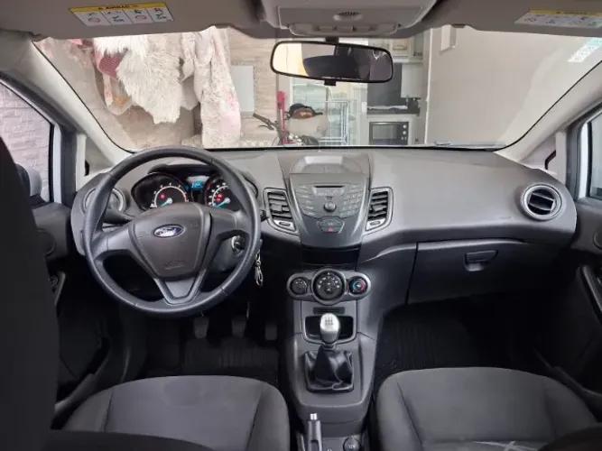 Ford Fiesta 1.5 16V Flex Mec. 5P 2014