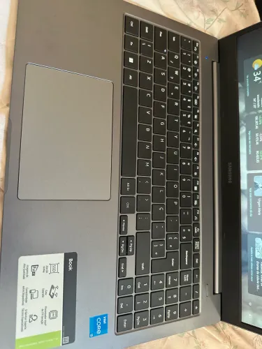 Samsung Book NP550XDA-KV3BR windows 11 