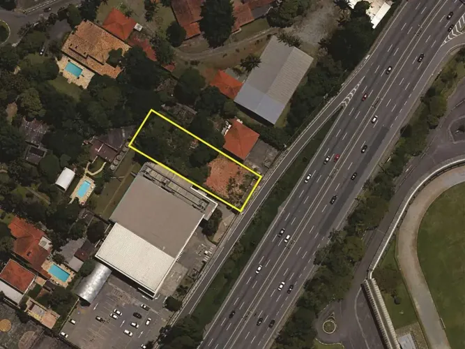 Imóvel para aluguel e venda com 1320 metros quadrados em Parque São George - Cotia - SP