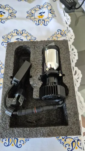 Farol em led projetor h4 para motos