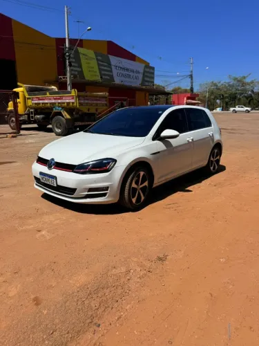 Volkswagen Golf Highline 1.4 TSI 140cv Aut. 2015