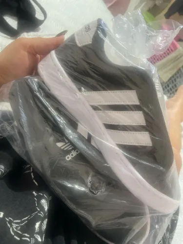Tênis Adidas Similar