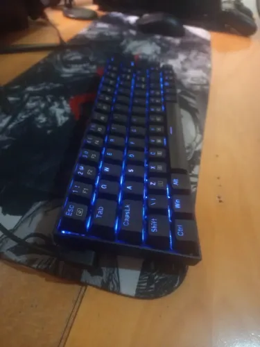 Teclado mecânico 75%