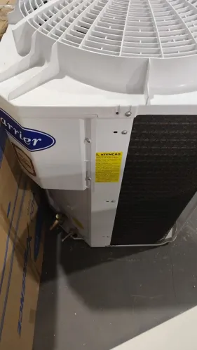 Ar condicionado Carrier 46.000 BTUs frio 220 trifásico