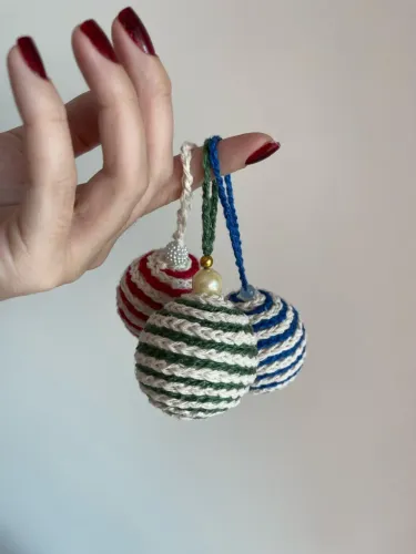 Bolinha de Natal artesanal