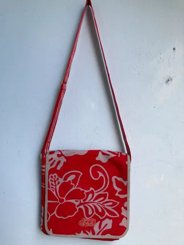 Bolsa Feminina Vermelha Estampada (Nova)