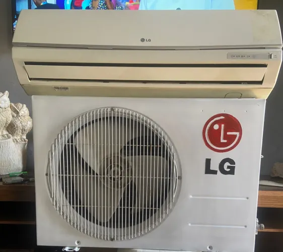 Ar condicionado marca LG 12 mil btu 