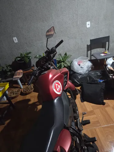 Moto sem detalhes