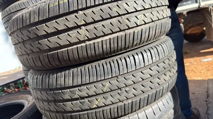 Pneu 185/60/15 Firestone f700 95 % vida util