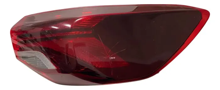 Lanterna Direita Onix Plus Sedan 2020/2024 (avariado)