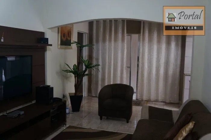 Casa no bairro Parque Residencial Califórnia em Campo Limpo Paulista-SP.